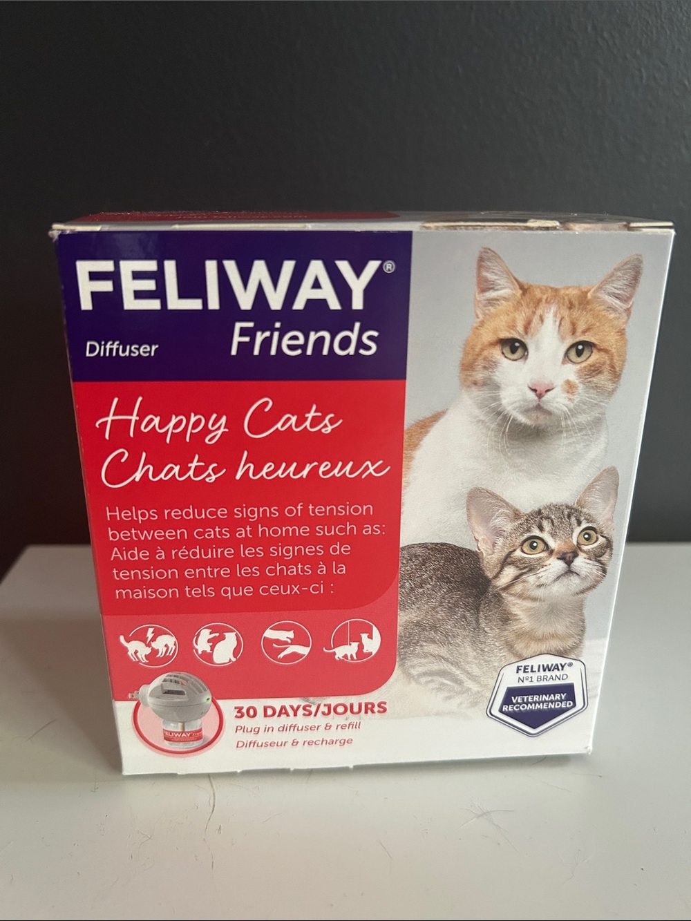 FELIWAY Friends Happy Cats Diffuser for introducing new cats - device only